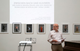 Karl E. Grözinger, Vorsitzender der Ephraim Veitel Stiftung, 1. Musik-Werkstatt in der Camaro Stiftung